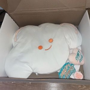 Stoney Clover Lane x Tiger and Eloise giant cloud pouch